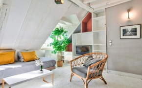 Luxurious Studio Chatelet Lescot Free Netflix